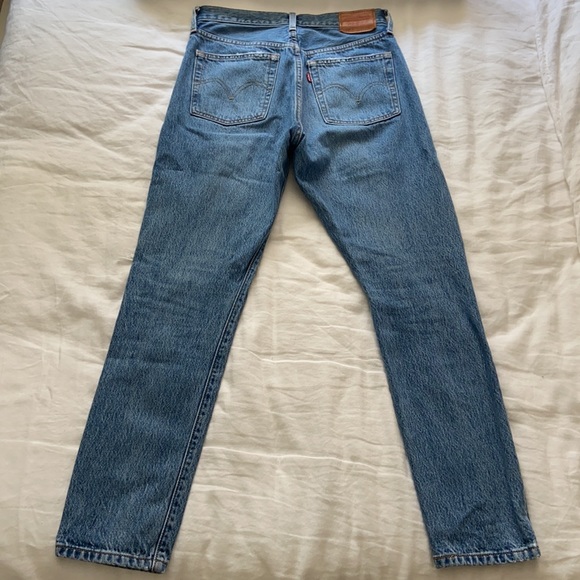 Aritzia x Levi’s 501 Crop Jeans - Picture 9 of 9